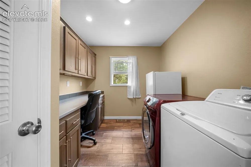 156 Fossil Creek Road Florissant, CO 80816