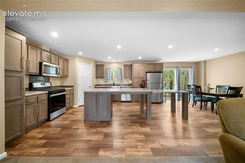 156 Fossil Creek Road Florissant, CO 80816