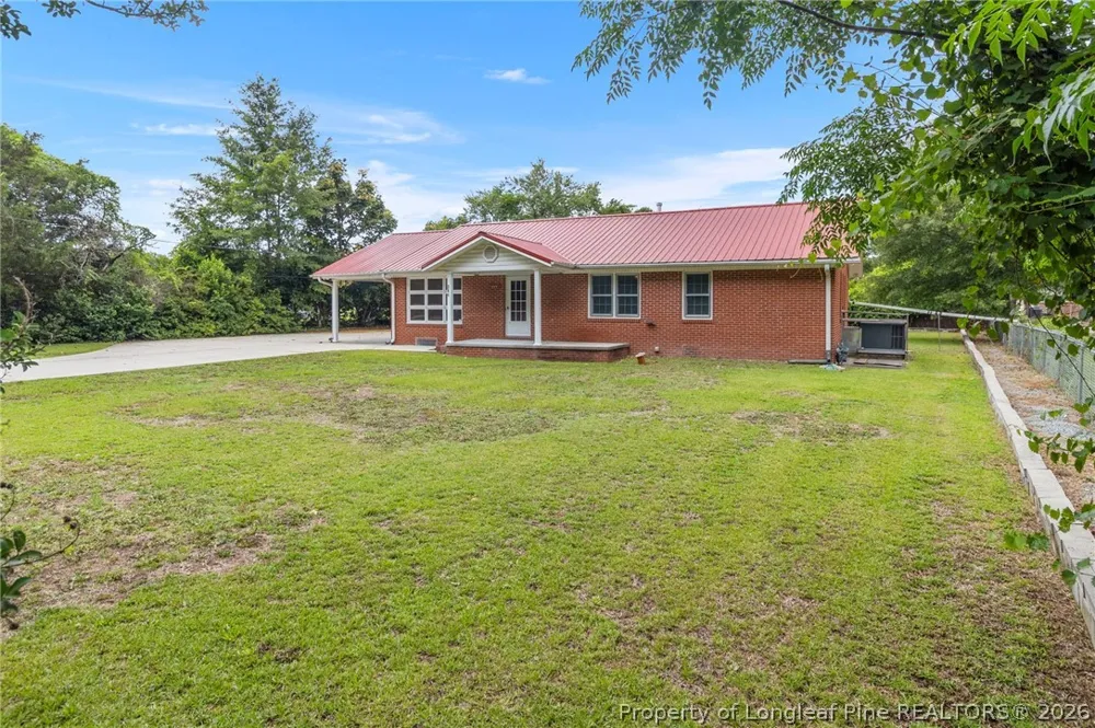 344 S 4th Street St Pauls, NC 28384