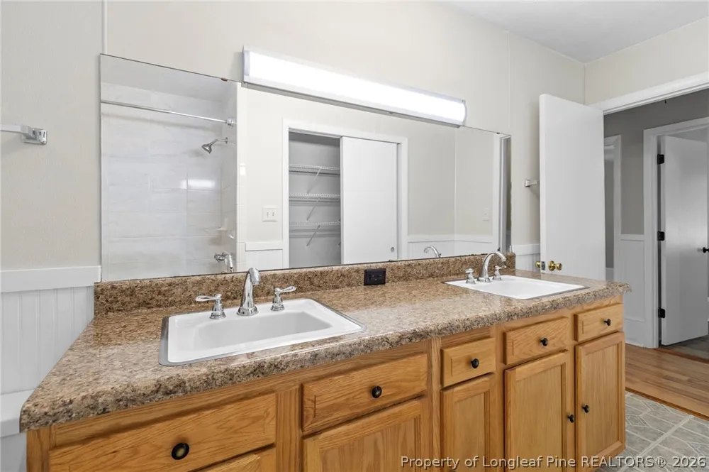 344 S 4th Street St Pauls, NC 28384