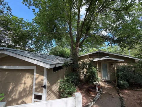4907 W Market Drive