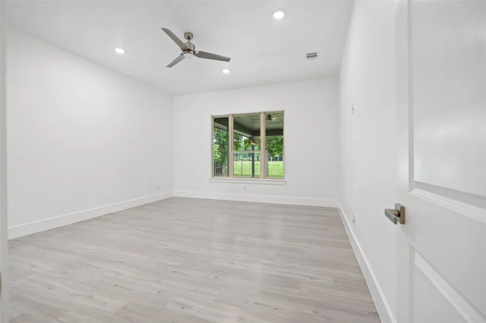 7611 Awadi Court Arlington, TX 76001