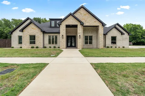 7611 Awadi Court