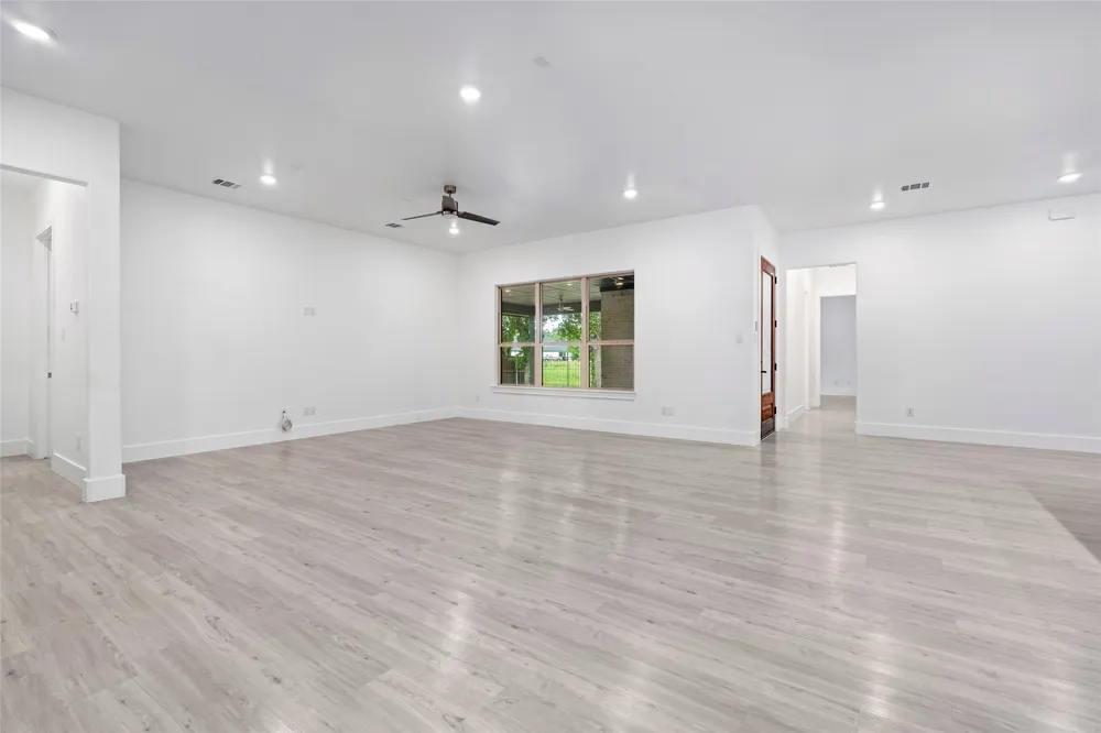 7611 Awadi Court Arlington, TX 76001