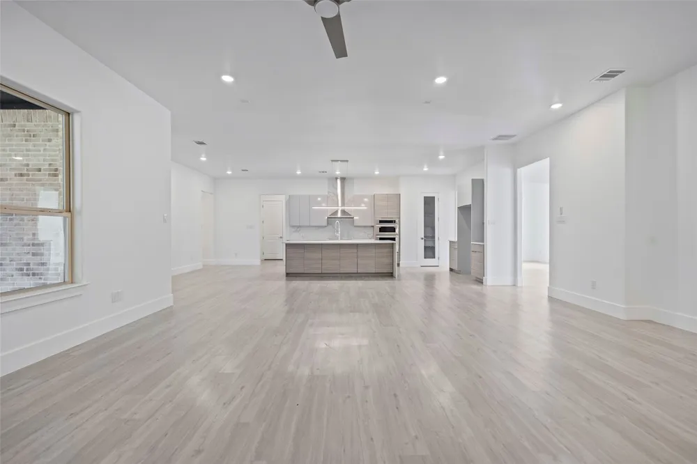 7611 Awadi Court Arlington, TX 76001