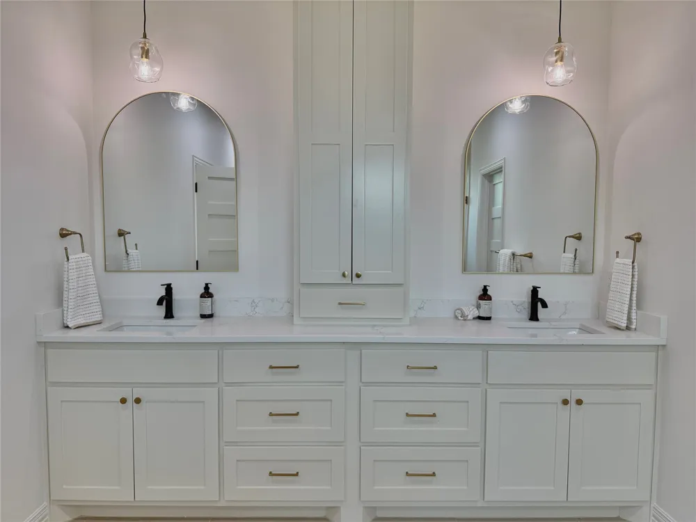 785 Blue Marlin Court Bluff Dale, TX 76433