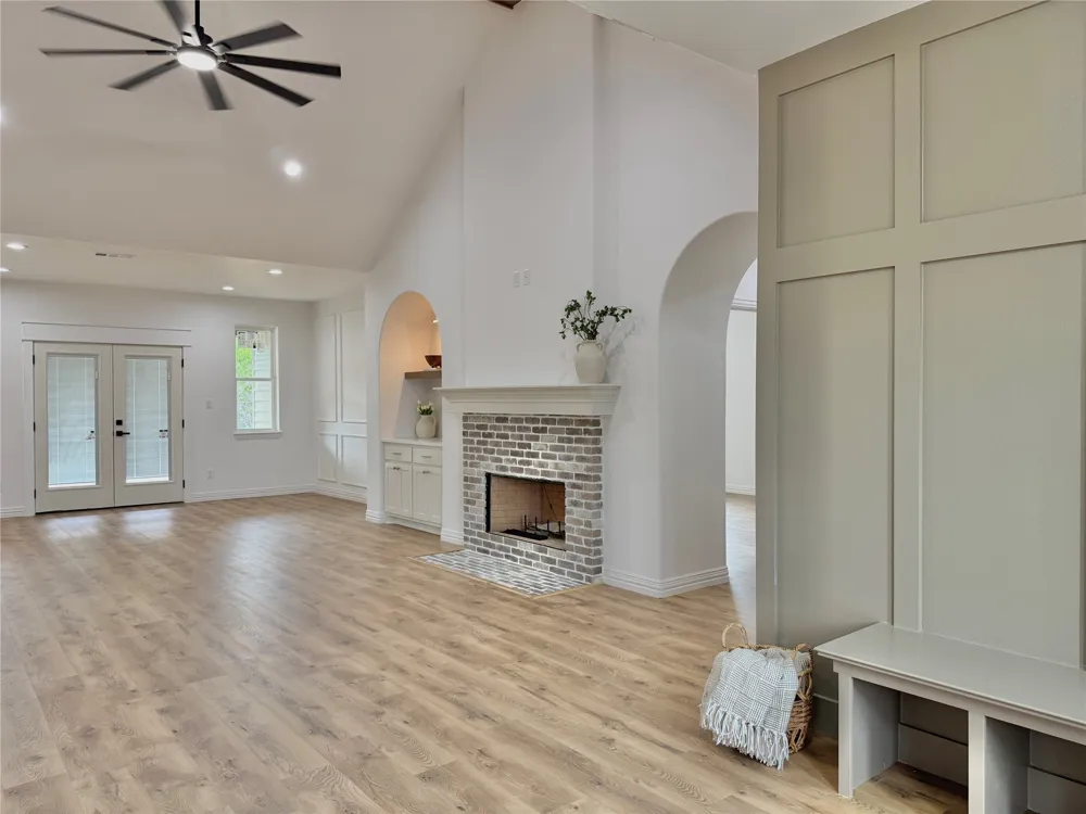 785 Blue Marlin Court Bluff Dale, TX 76433
