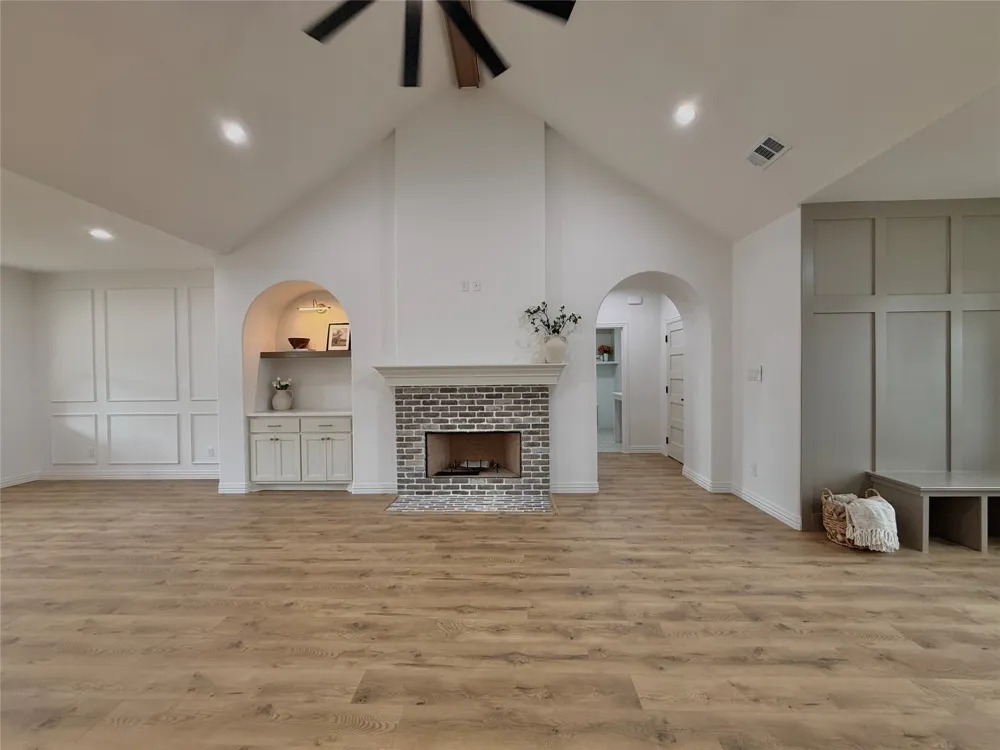 785 Blue Marlin Court Bluff Dale, TX 76433