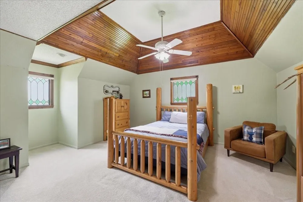 4702 Frost Place Orange, TX 77630