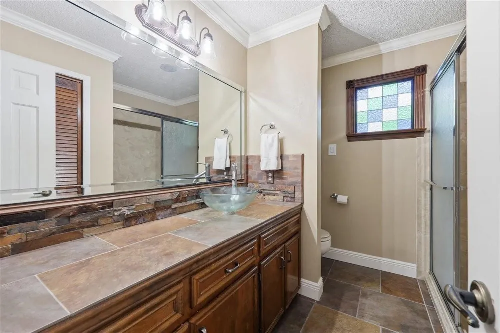 4702 Frost Place Orange, TX 77630
