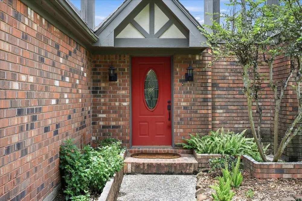4702 Frost Place Orange, TX 77630