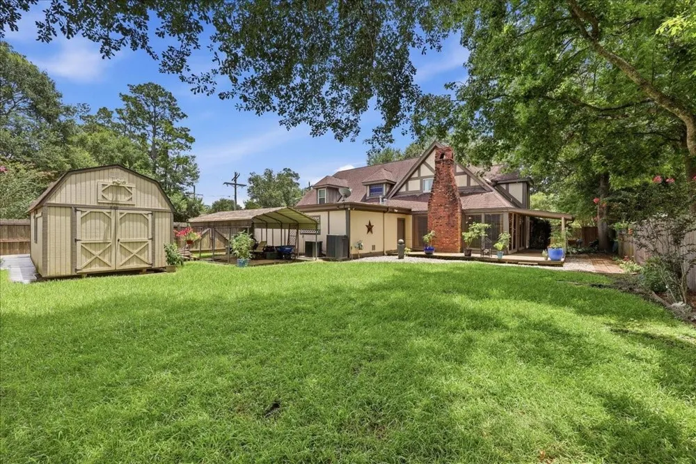 4702 Frost Place Orange, TX 77630