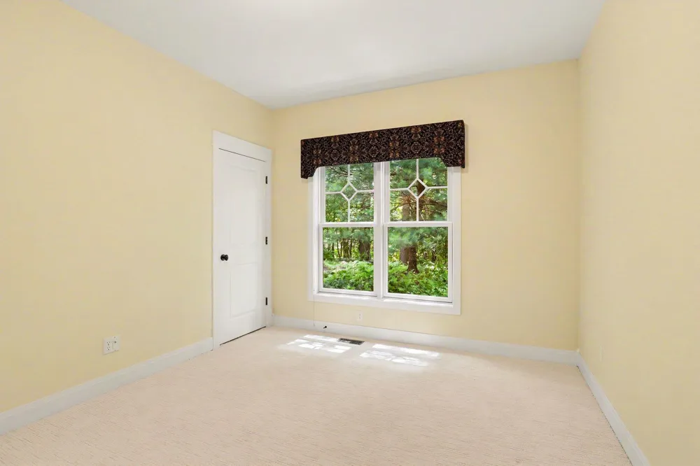 4492 Oak Arbor Drive NE Plainfield Charter Township, MI 49525