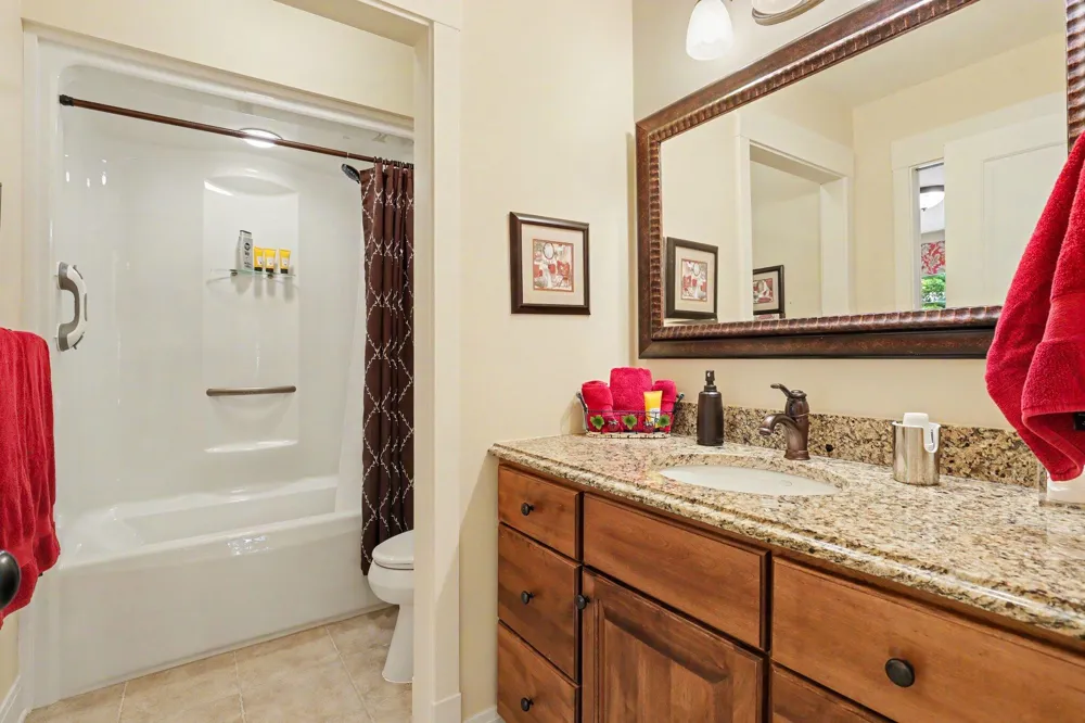 4492 Oak Arbor Drive NE Plainfield Charter Township, MI 49525