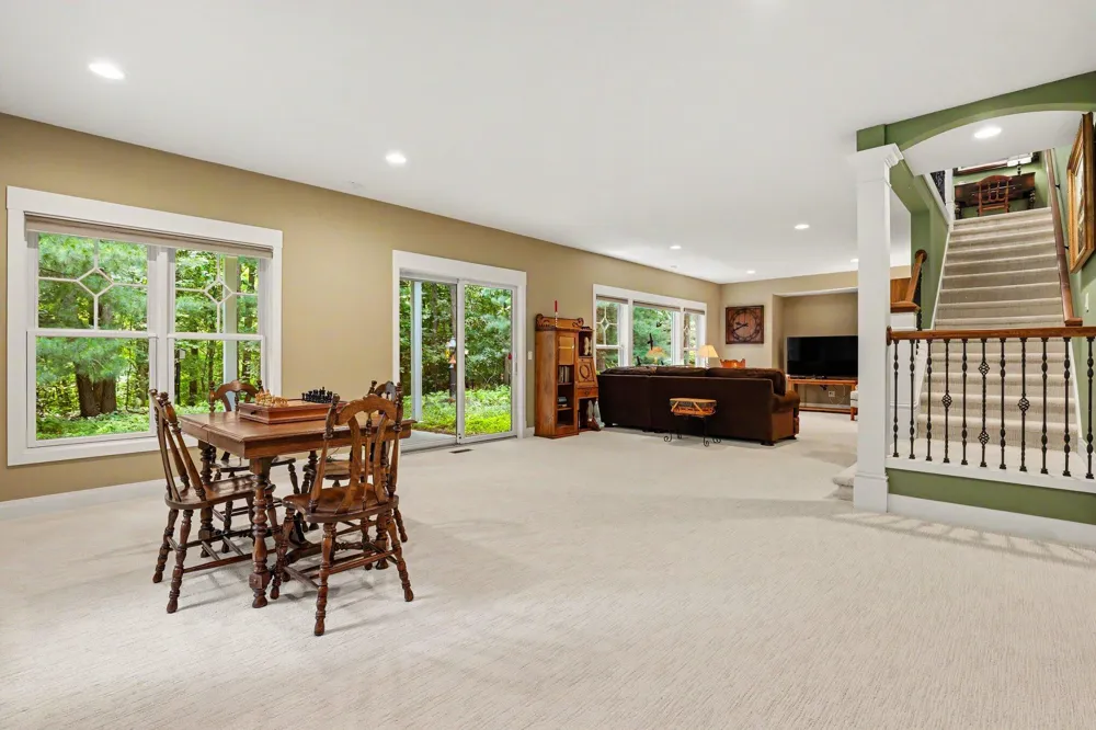 4492 Oak Arbor Drive NE Plainfield Charter Township, MI 49525