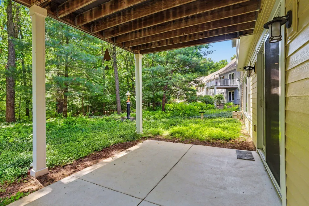 4492 Oak Arbor Drive NE Plainfield Charter Township, MI 49525