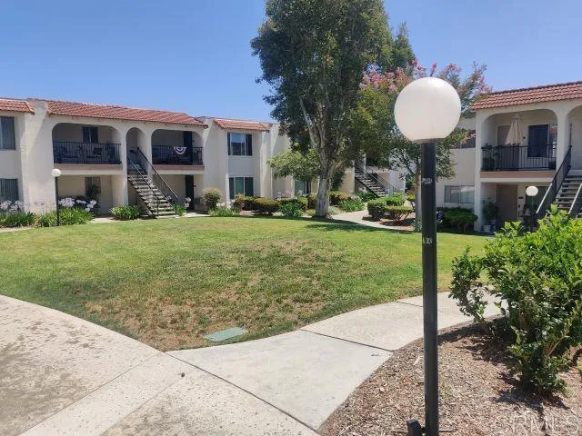 125 Candice Place Vista, CA 92083