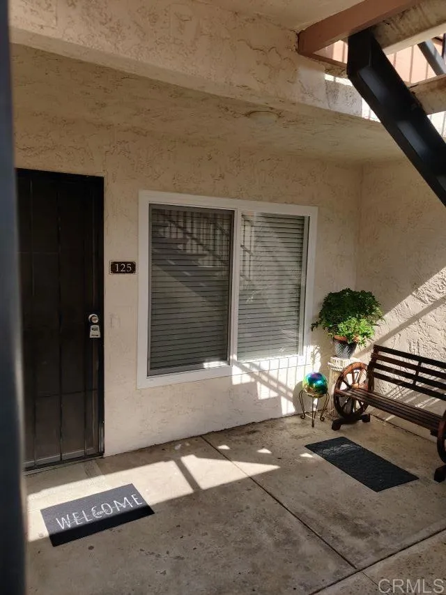 125 Candice Place Vista, CA 92083