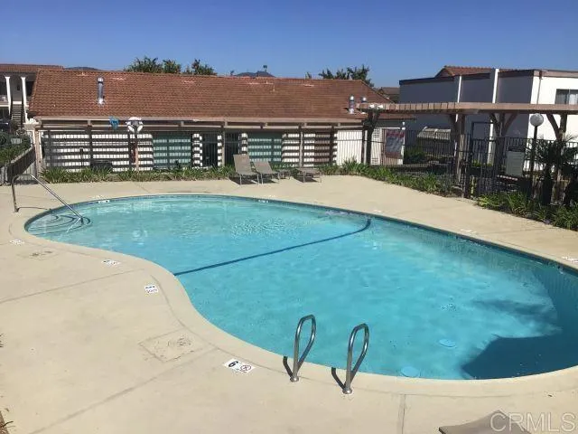 125 Candice Place Vista, CA 92083