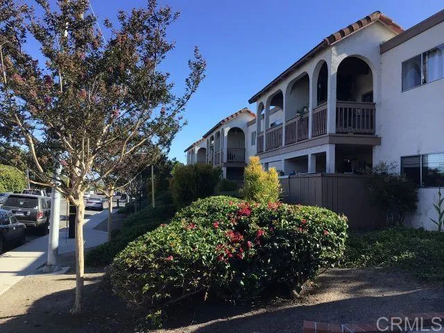 125 Candice Place Vista, CA 92083