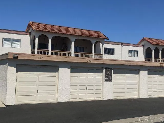 125 Candice Place Vista, CA 92083