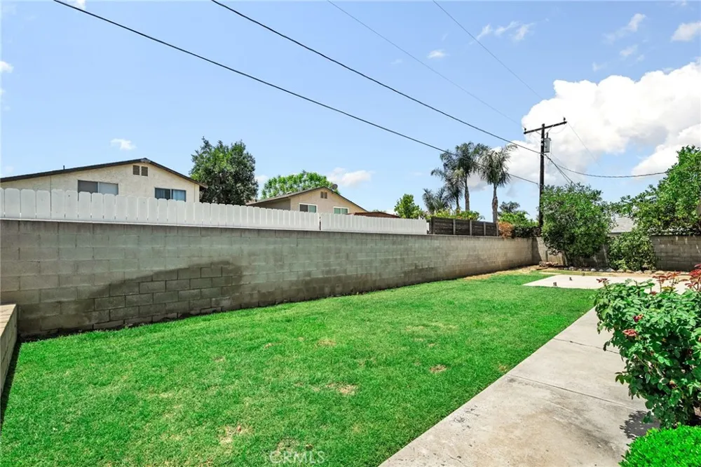 22139 Tanager Street Grand Terrace, CA 92313