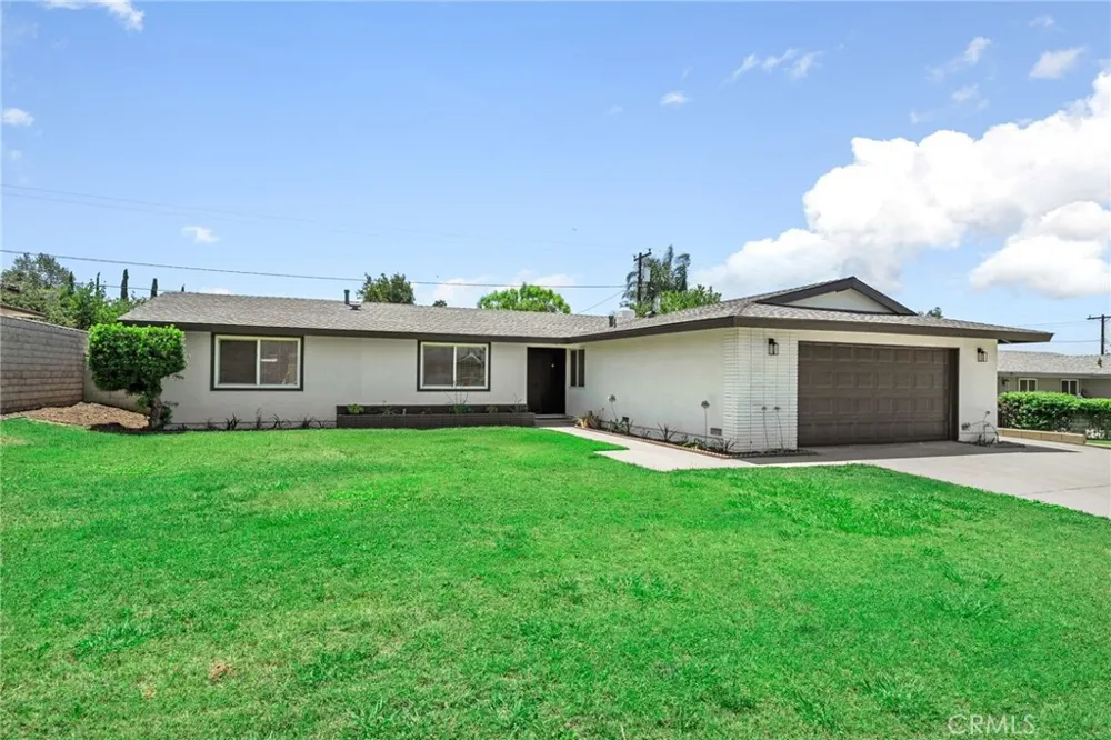 22139 Tanager Street Grand Terrace, CA 92313