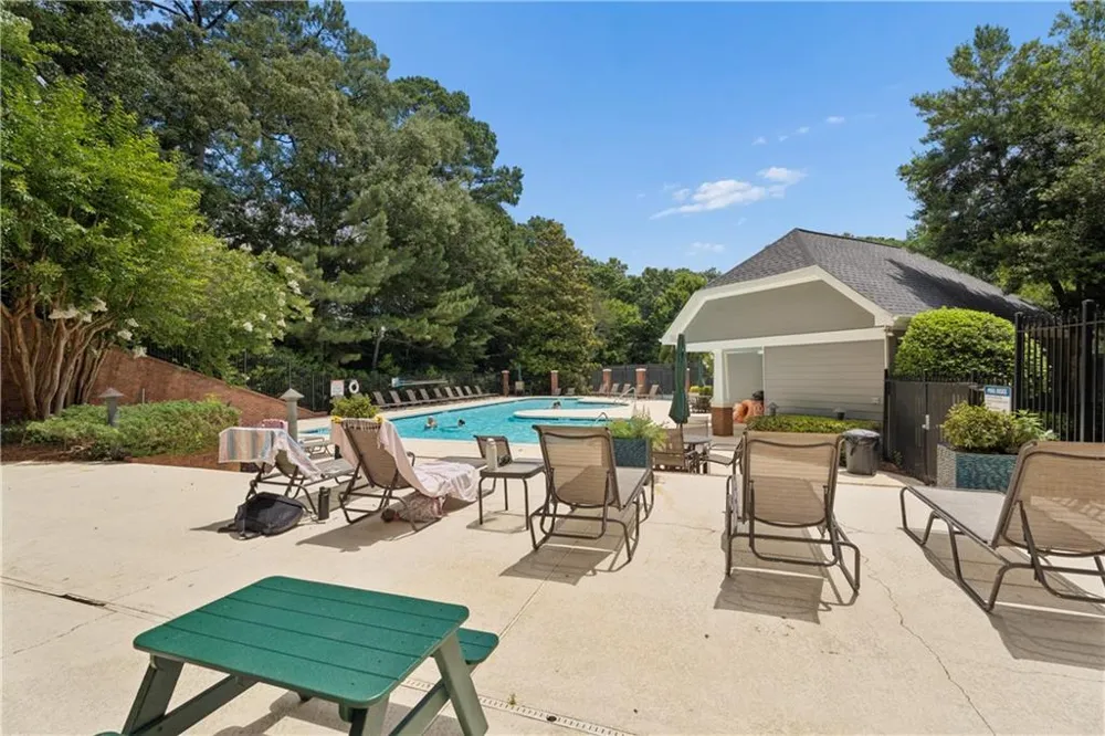 1601 Liberty Lane Roswell, GA 30075