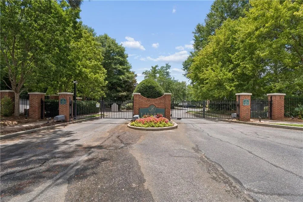 1601 Liberty Lane Roswell, GA 30075