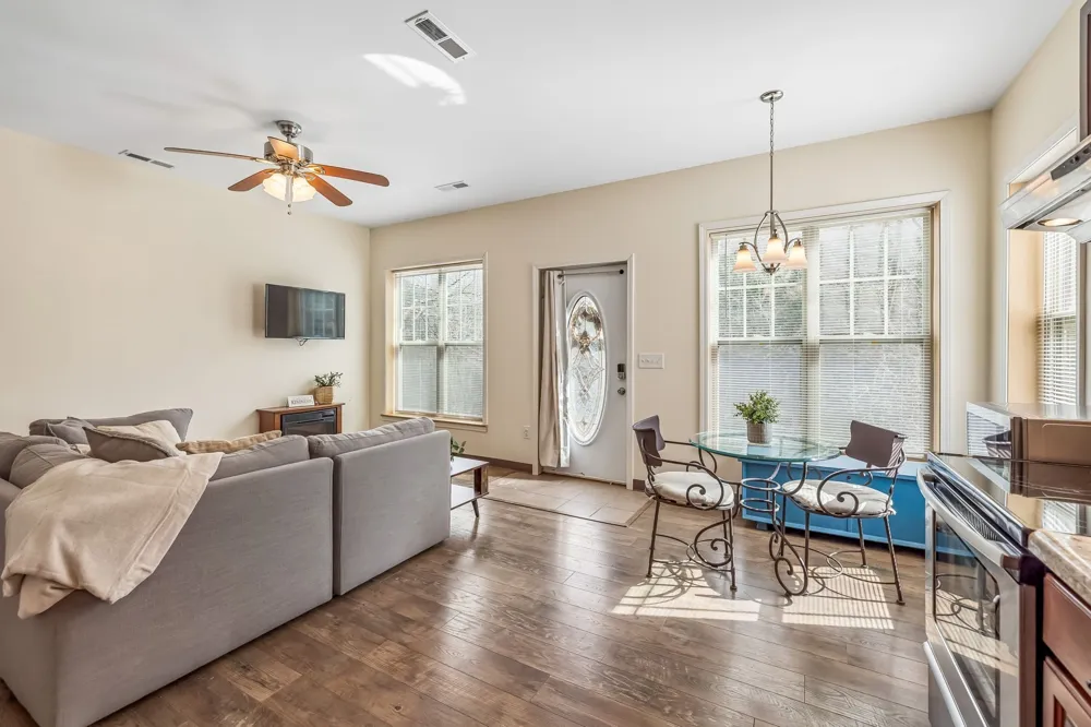 18 York Ln Elmwood, TN 38560