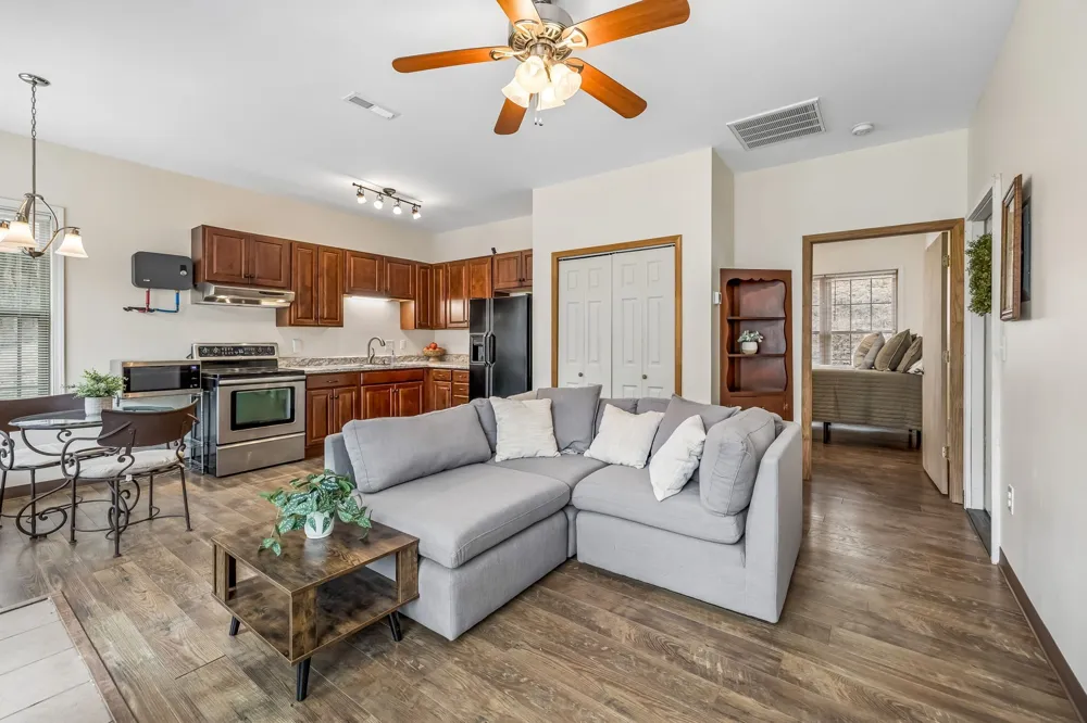 18 York Ln Elmwood, TN 38560