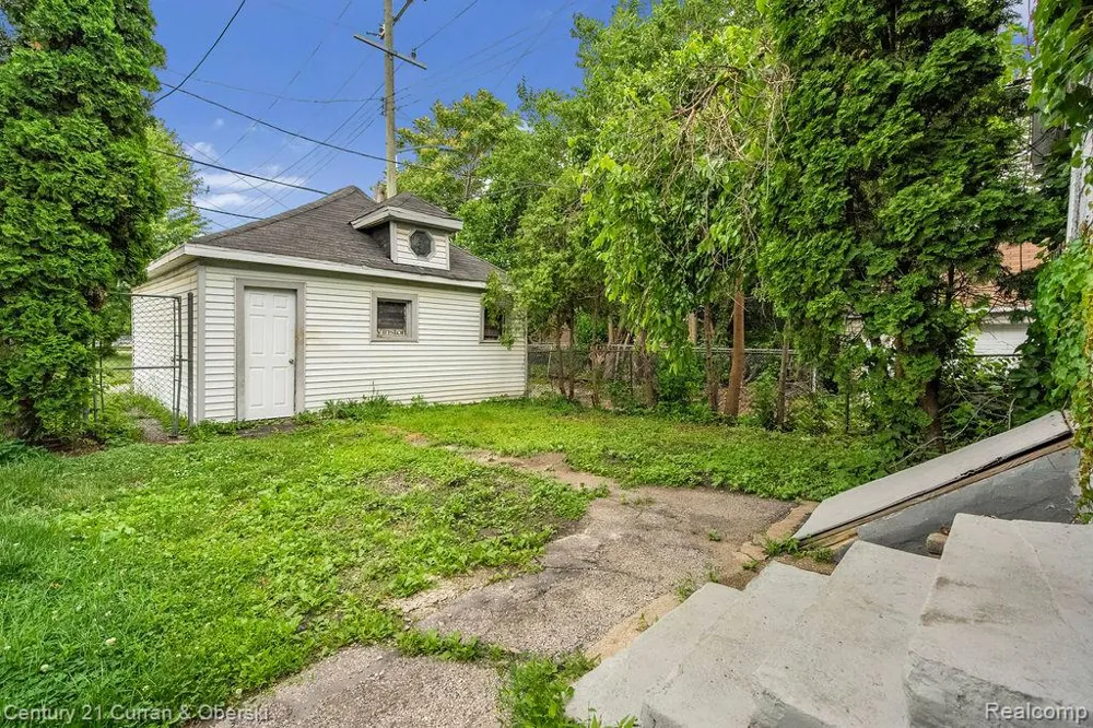 10 Perrin Street River Rouge City, MI 48218