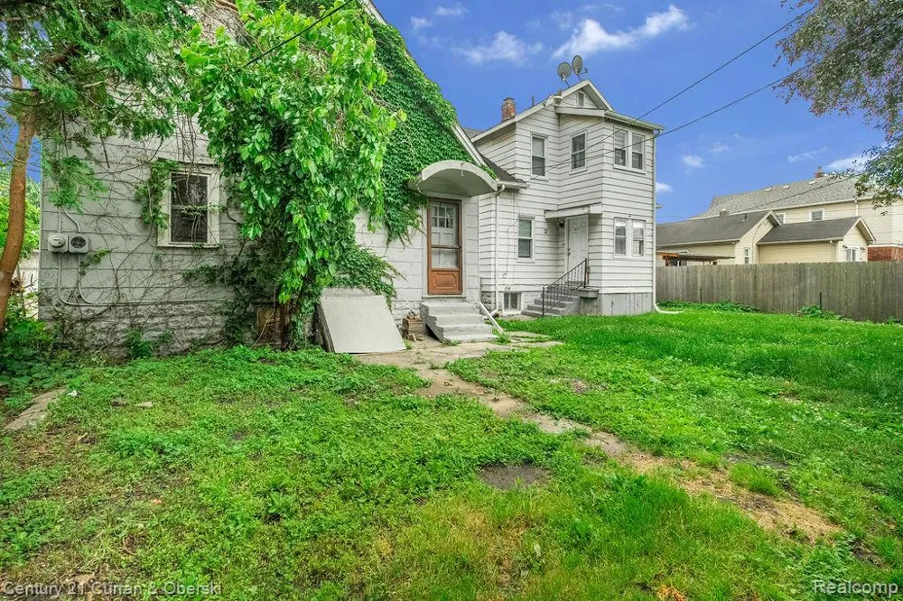 10 Perrin Street River Rouge City, MI 48218