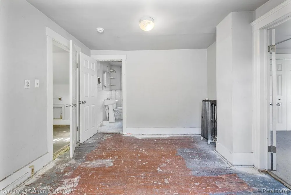 10 Perrin Street River Rouge City, MI 48218