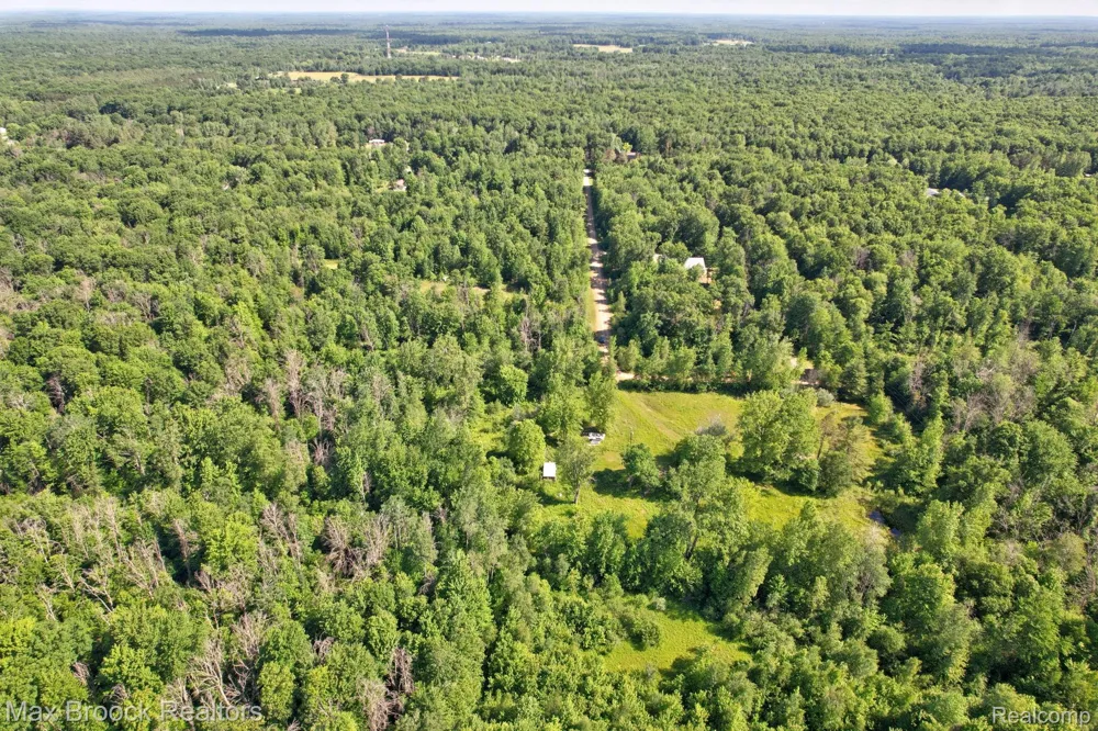 622 Moonlight Drive Lee Township, MI 48640