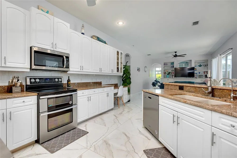 360 CEDARBROOK COURT Venice, FL 34292