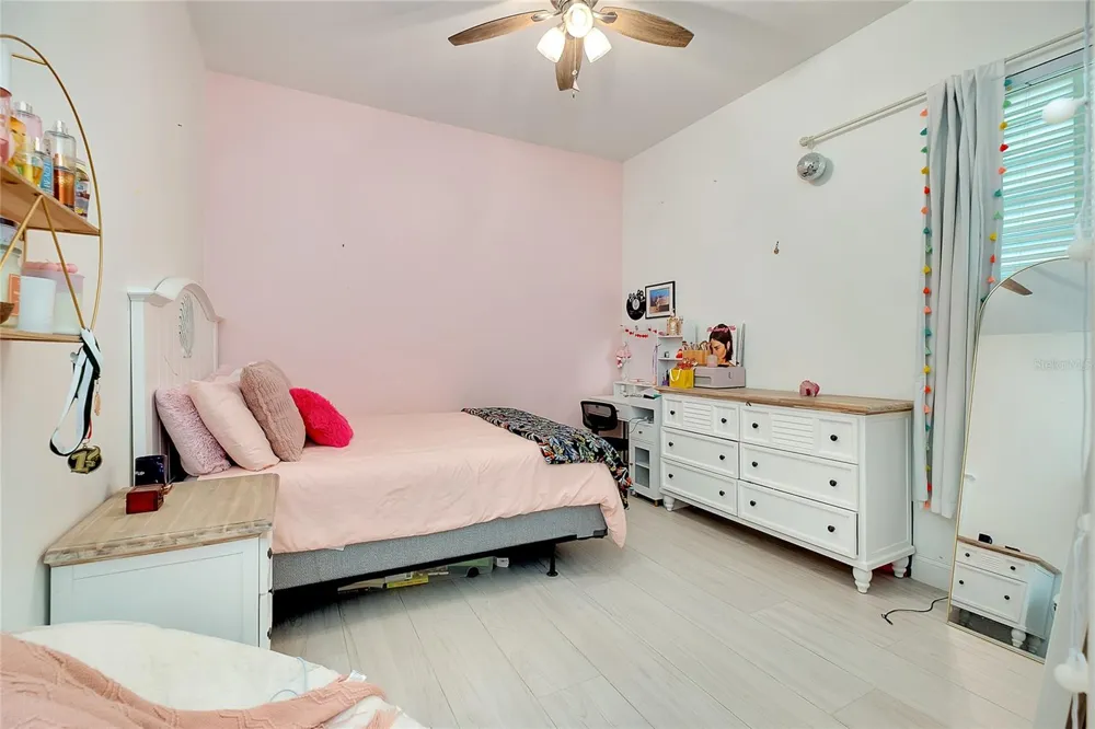 360 CEDARBROOK COURT Venice, FL 34292