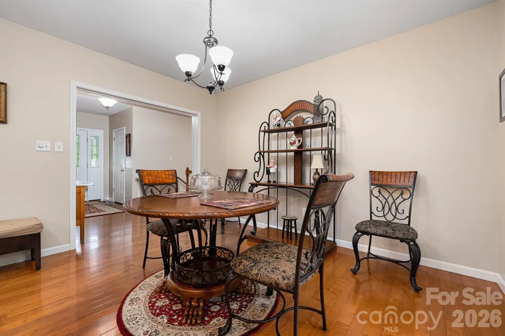 1697 Windswept Ridge Marshall, NC 28753