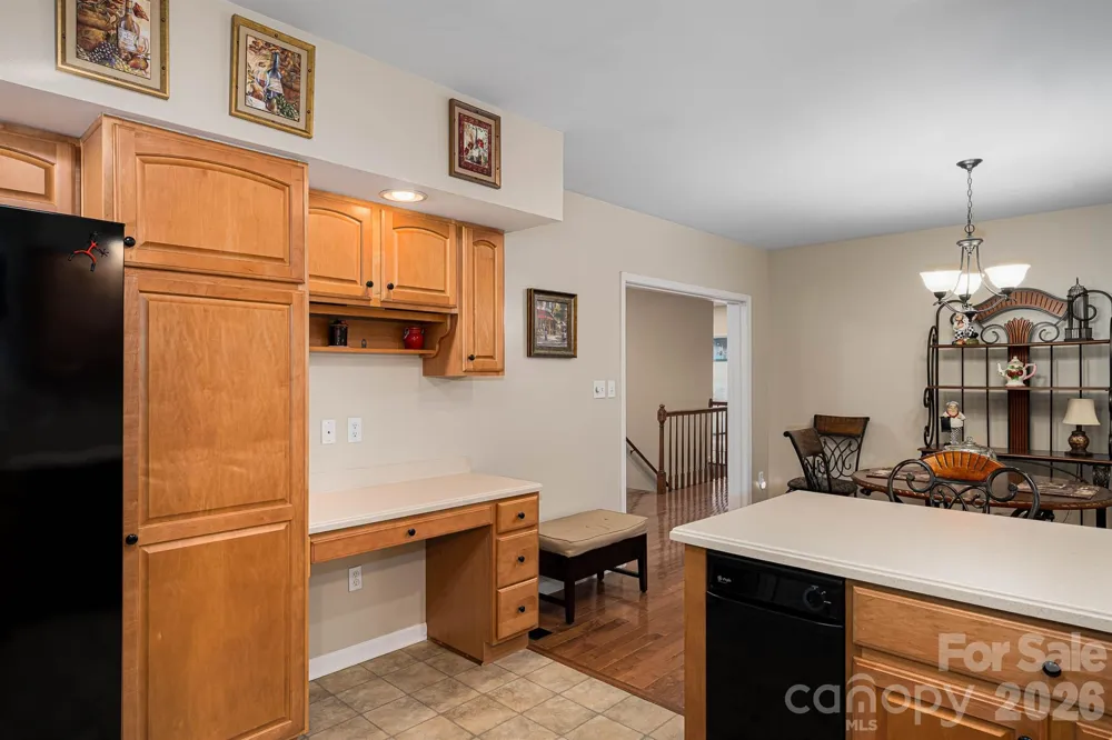 1697 Windswept Ridge Marshall, NC 28753