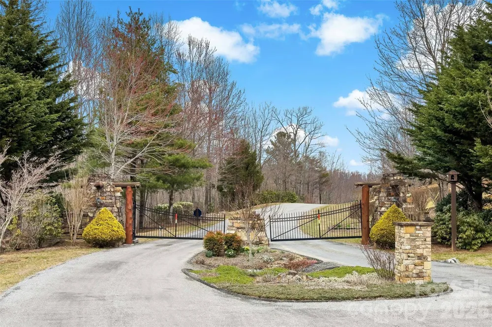 230 Catawba Falls Parkway Black Mountain, NC 28711