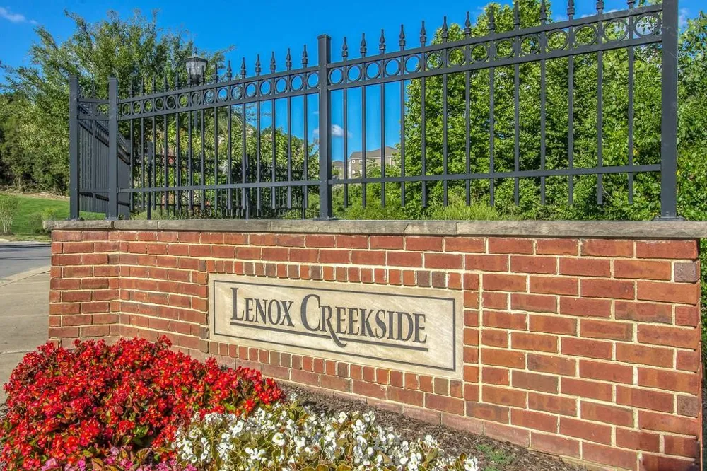 8121 Lenox Creekside Dr Antioch, TN 37013