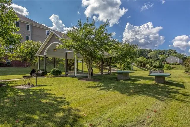 8121 Lenox Creekside Dr Antioch, TN 37013