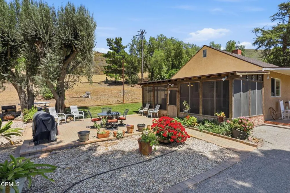 16840 Anlauf Road Santa Paula, CA 93060