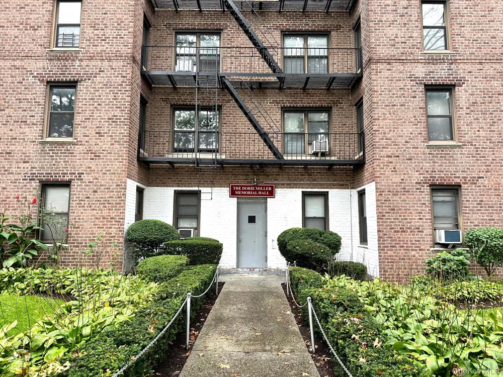 11315 34th Avenue #1E Corona, NY 11368