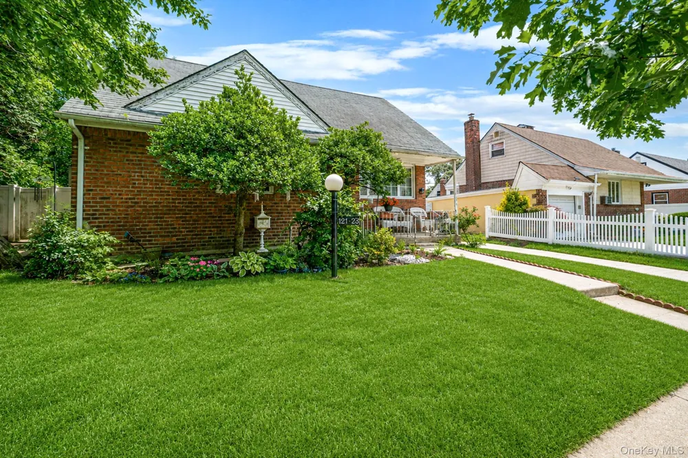 12123 238th Street Rosedale, NY 11422