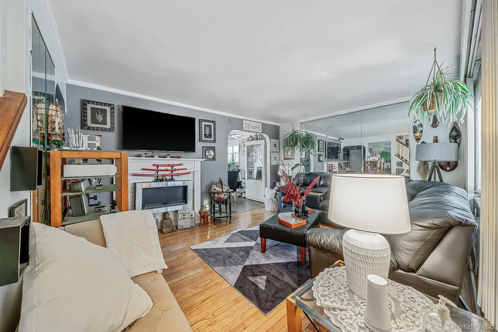 12123 238th Street Rosedale, NY 11422