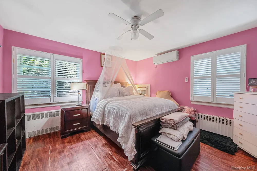 12123 238th Street Rosedale, NY 11422