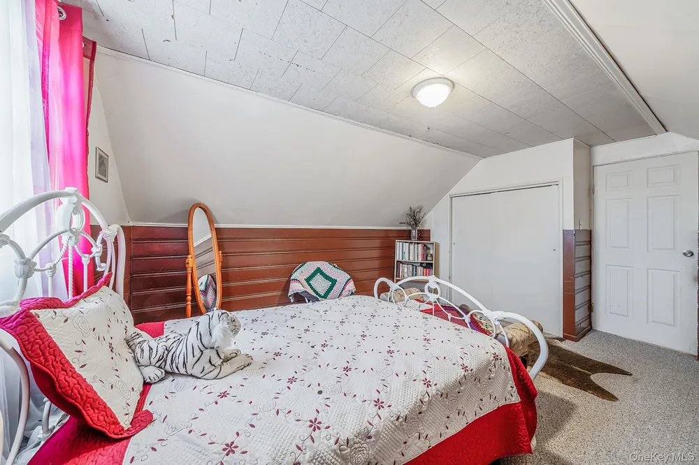 12123 238th Street Rosedale, NY 11422