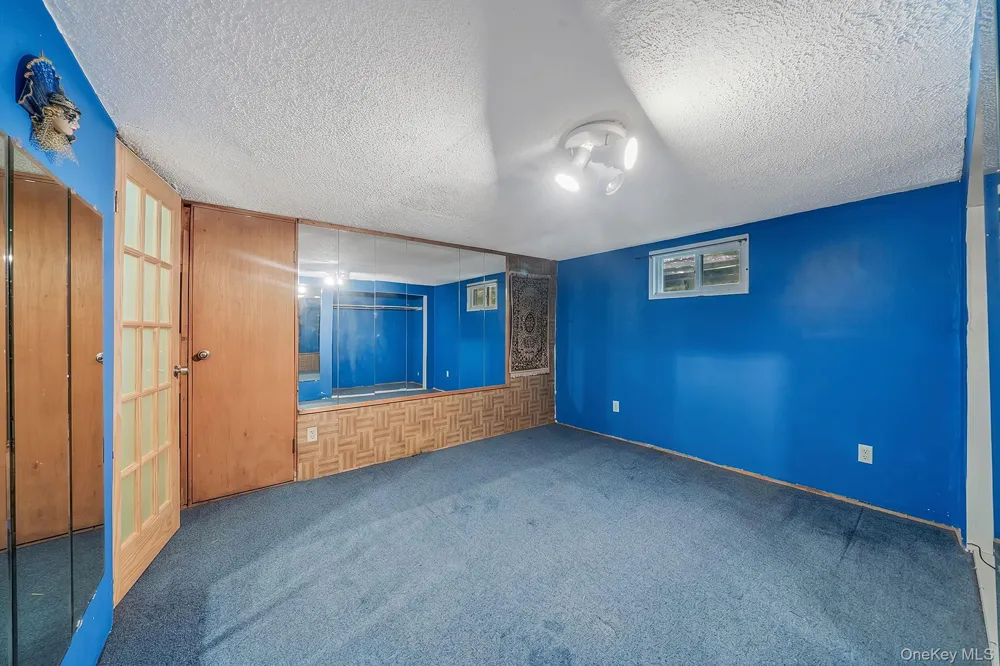 12123 238th Street Rosedale, NY 11422