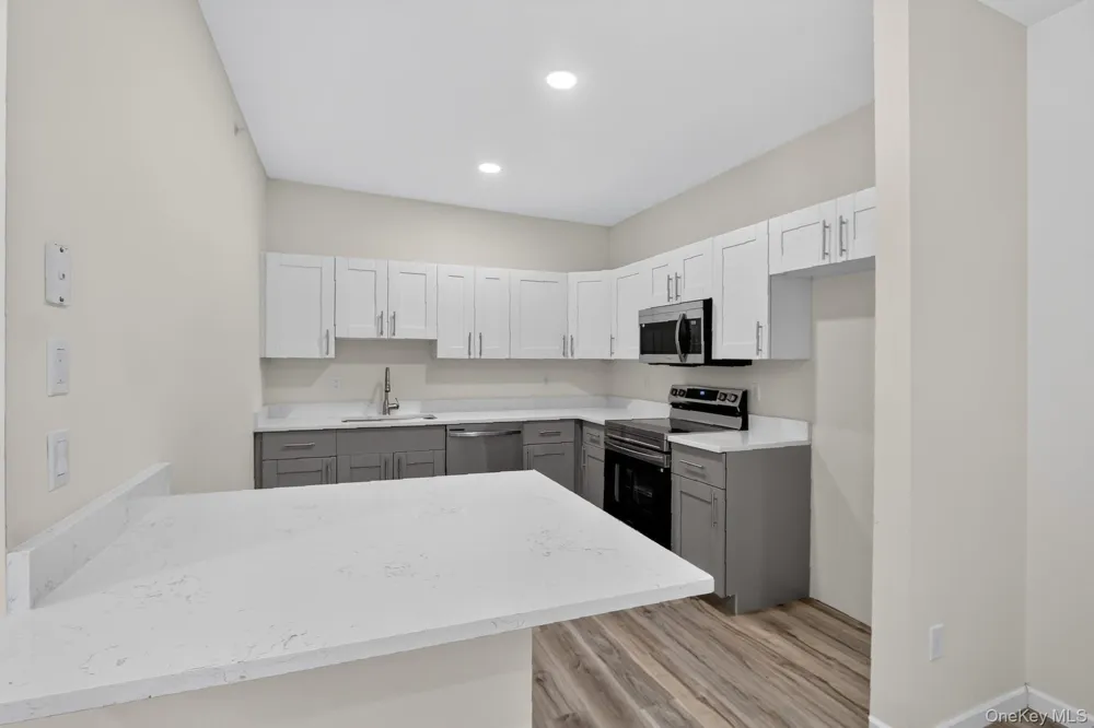 16 Dowd Street #202 Haverstraw, NY 10927